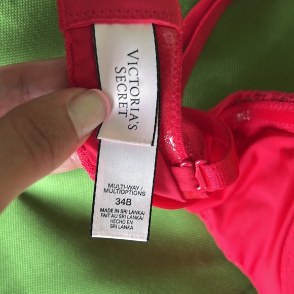 Multi-way VS bra brand new - Picture 3 of 3
